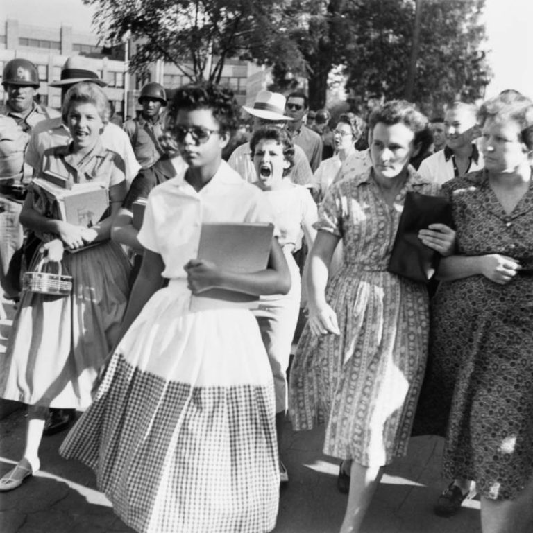 33 Photos Of Segregation That Show A Country Divided By Race | ATI