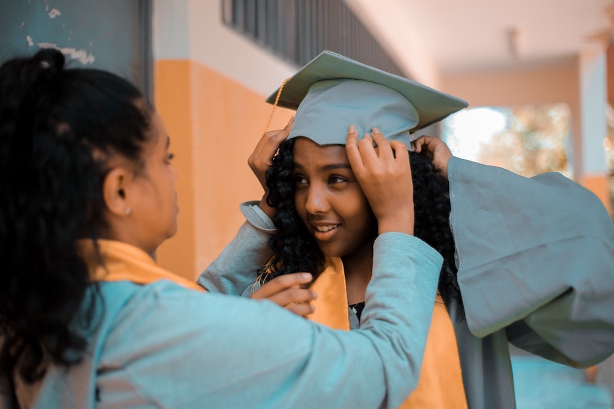 8 College Scholarships For African American Students In 2020 | AfroTech