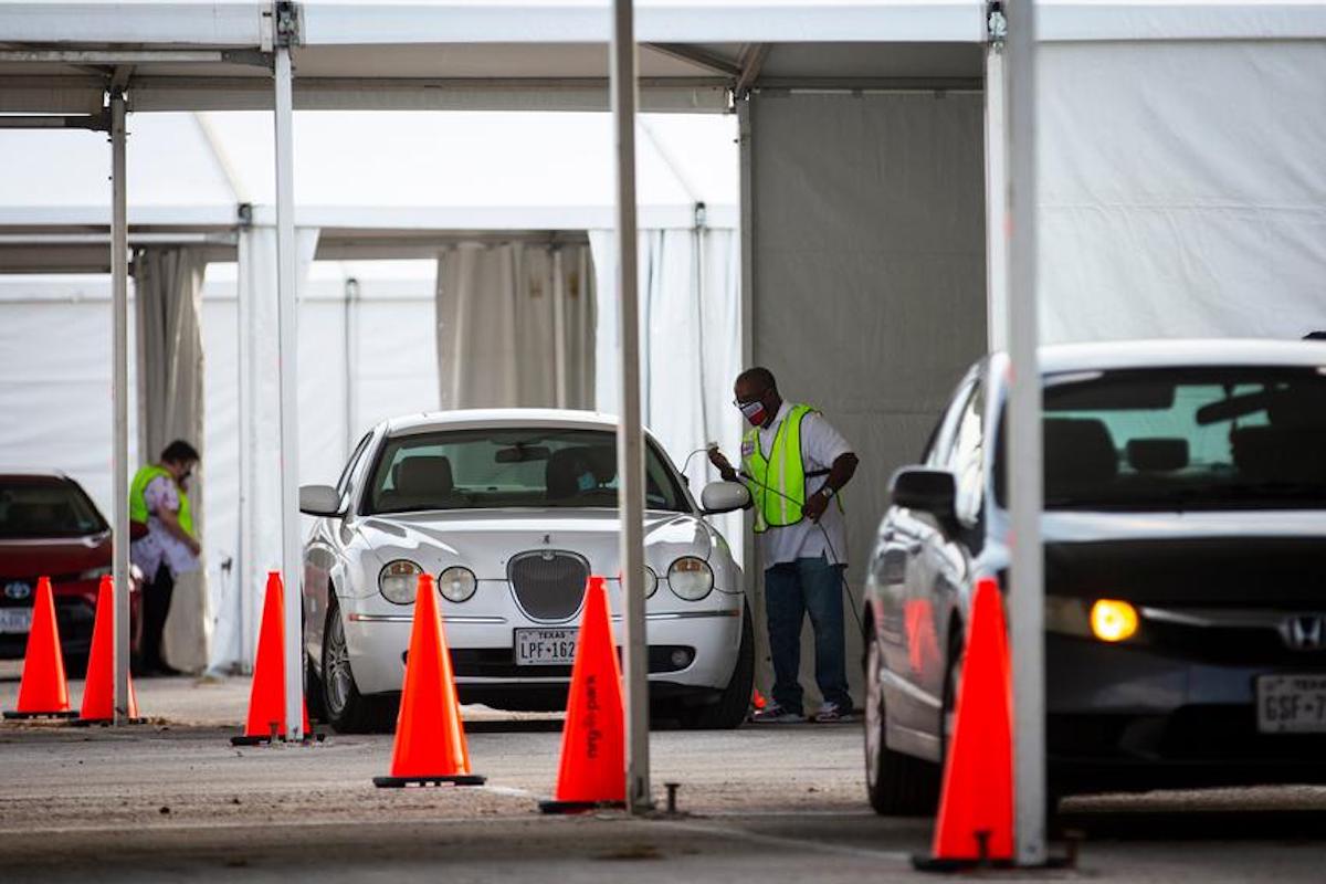 “It’s wholly un-American”: Harris County drive-thru voters await court rulings as Texas Republicans push to invalidate 127,000 votes | The Texas Tribune